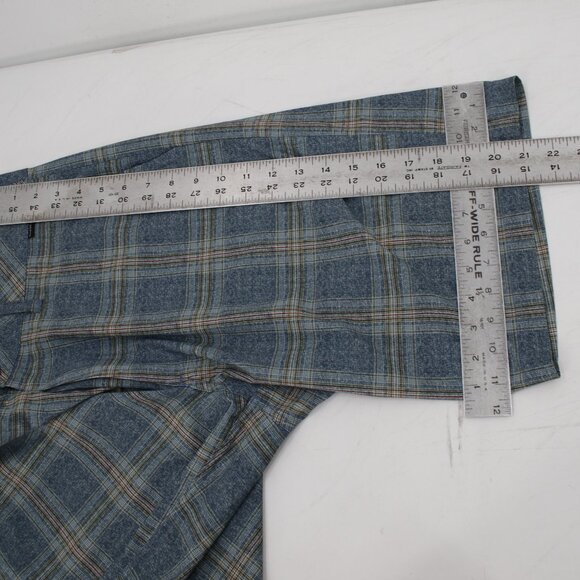 Travis Mathew Shorts Men's 34 11" Tech chino Flat Front Performance plaid Golf - Picture 6 of 8